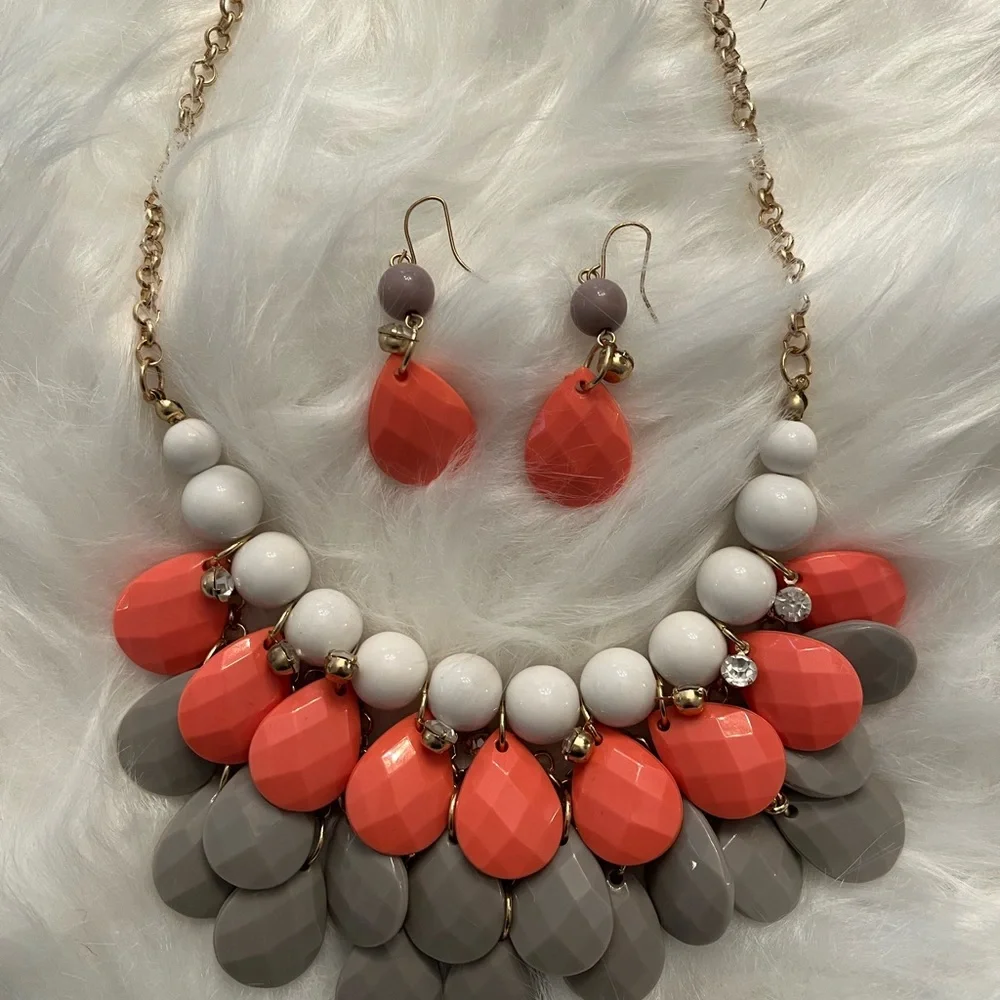 Boutique Elegant Coral and White Necklace Set